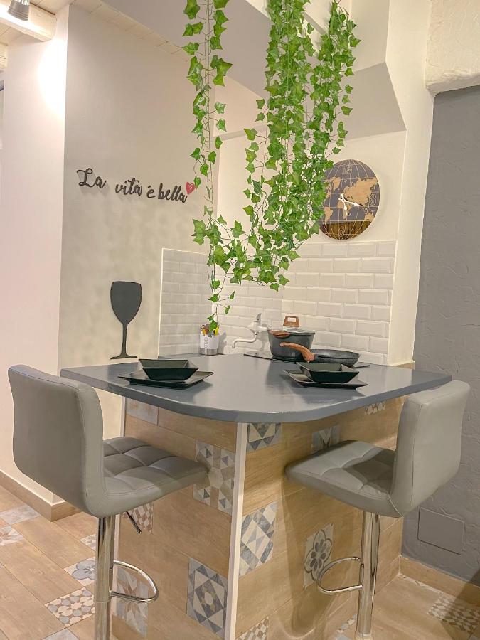Giusino Home - Centro Storico パレルモ エクステリア 写真